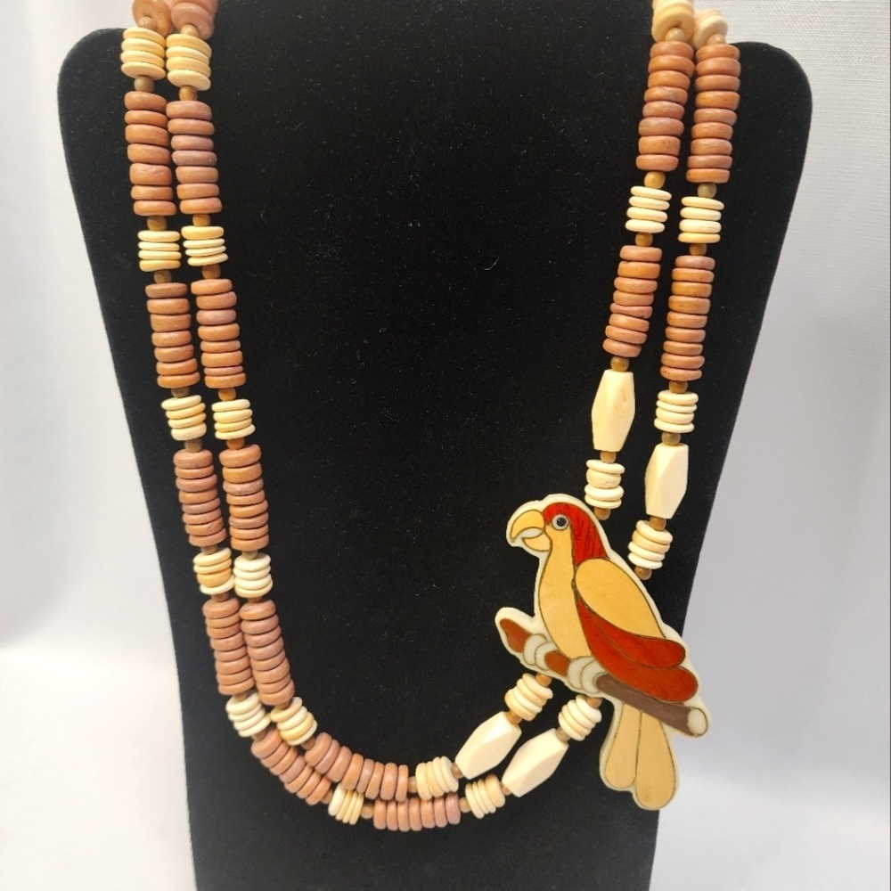 Parrot Beaded 25" Necklace